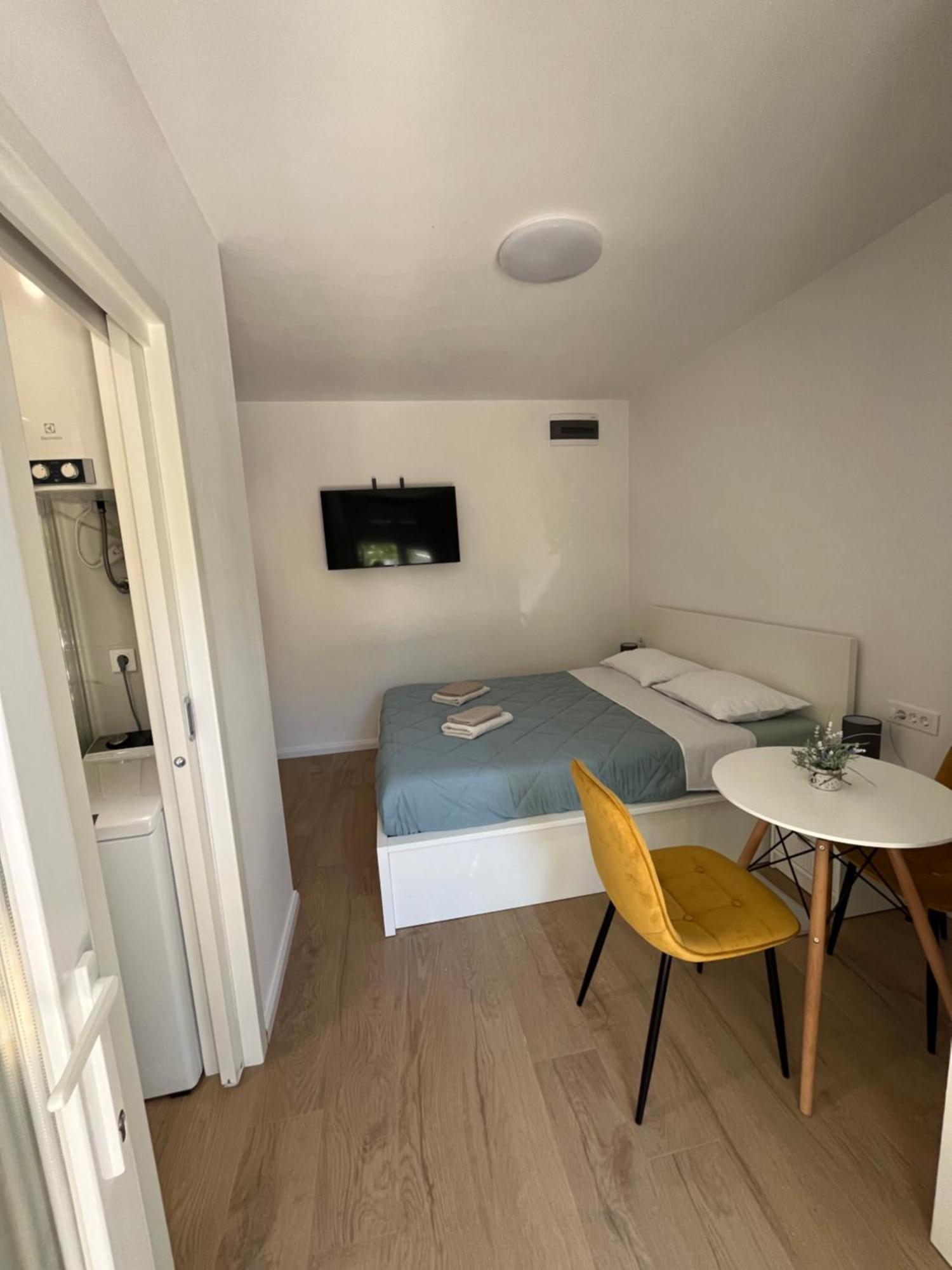 Appartamento Green Oasis For Two, 30 Meters From Sea Zara Esterno foto
